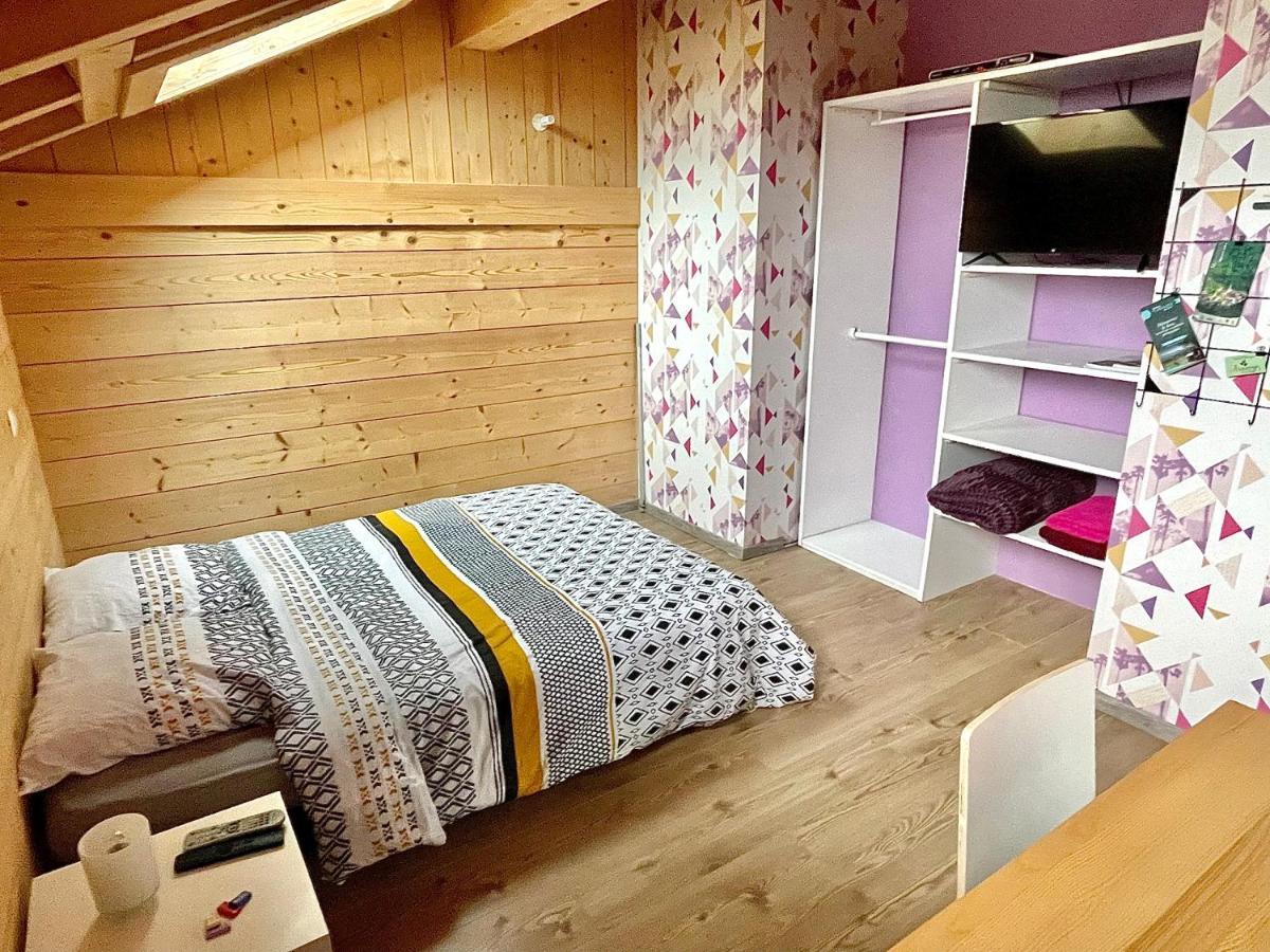 Chambre Privee Au Pied Des Pistes - Chambre Chez L'Habitant - Chaletnelda Com لامورا المظهر الخارجي الصورة